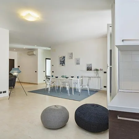 Shelley By Wonderful Italy * Génova