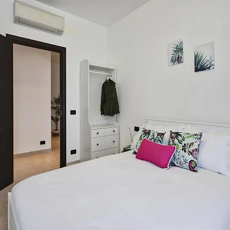 Shelley By Wonderful Italy Apartment Genoa