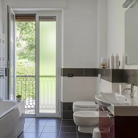 Shelley By Wonderful Italy