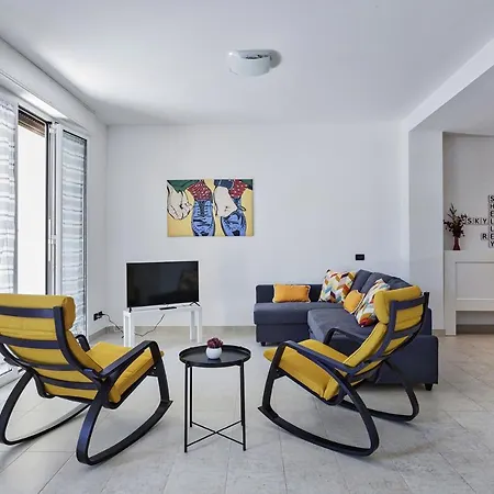 Shelley By Wonderful Italy Apartment Genoa