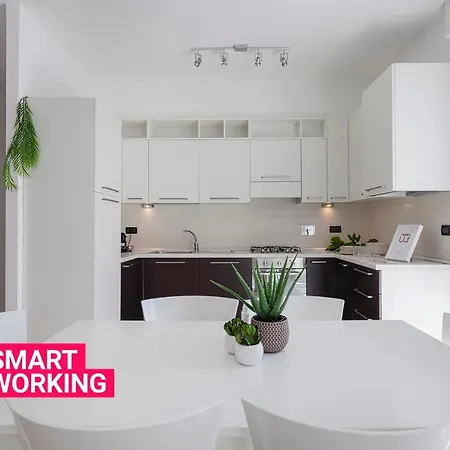 Shelley By Wonderful Italy * Génova